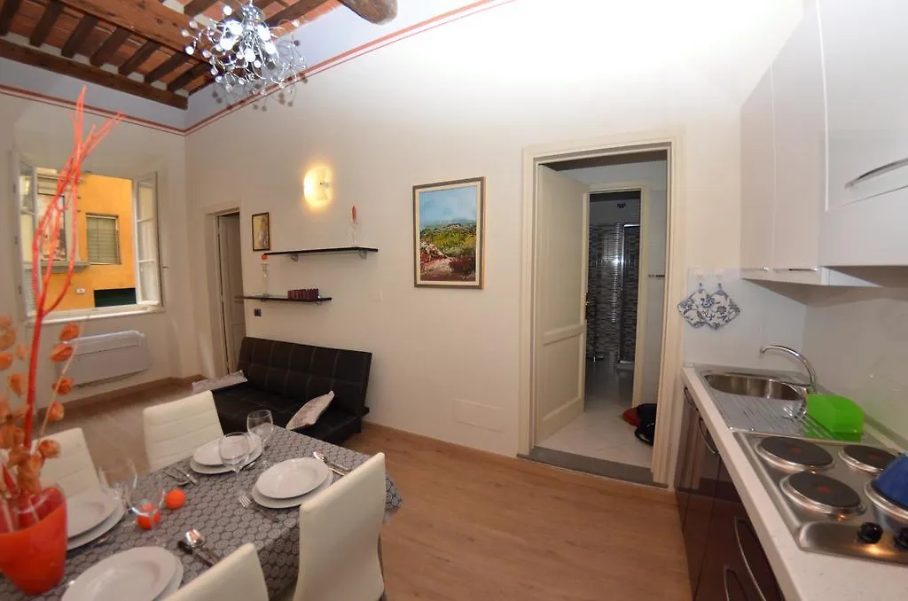 Apartmán Aida Lucca 0*,  Itálie